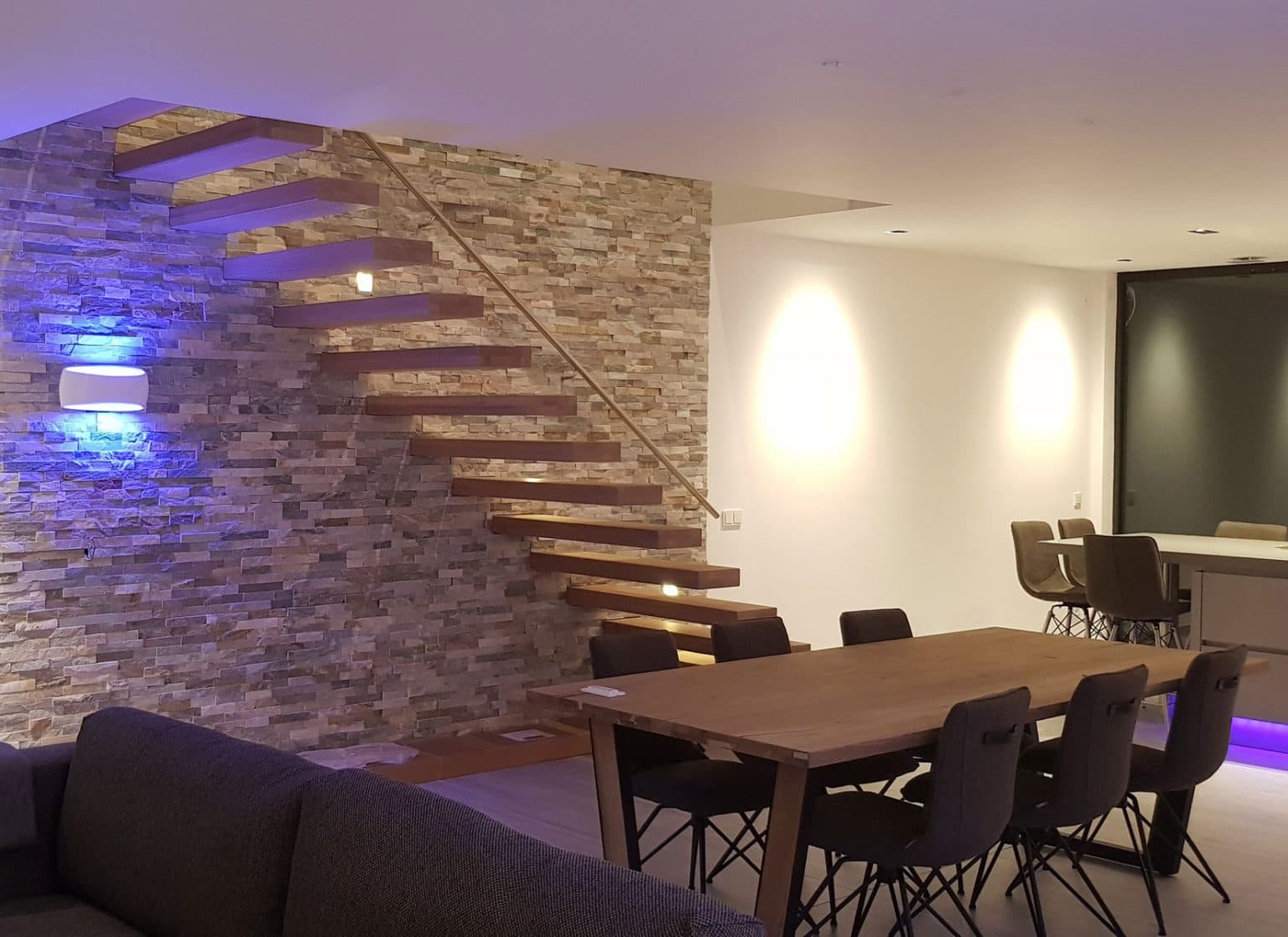 De Mooiste Zwevende Trappen Van NL + BE | Design Trappen